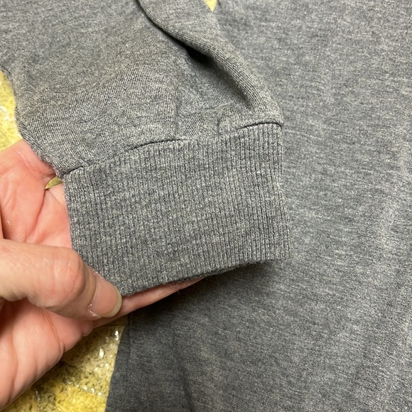 BNWOT Express cold shoulder gray top - Picture 2 of 14